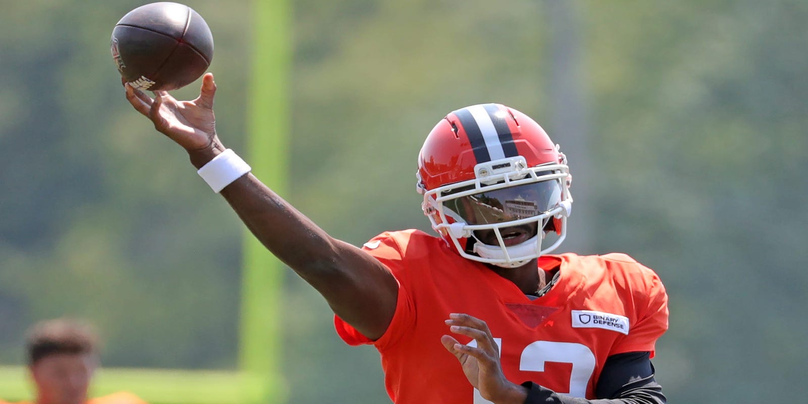 Shedeur Sanders Shines in NFL Debut as Cleveland Browns Quarterback
