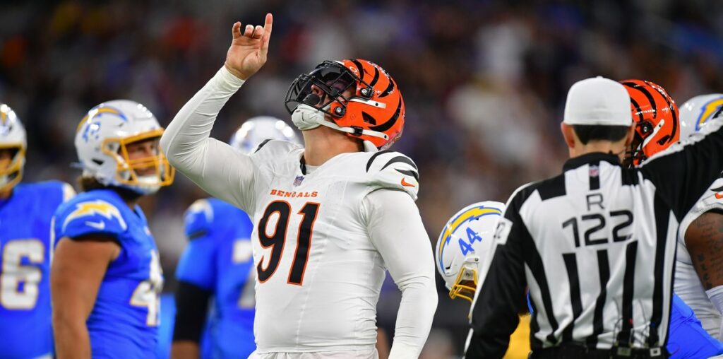 Trey Hendrickson Trains Amid Contract Talks and Trade Speculation Trey Hendrickson Trains Amid Contract Talks and Trade Speculation