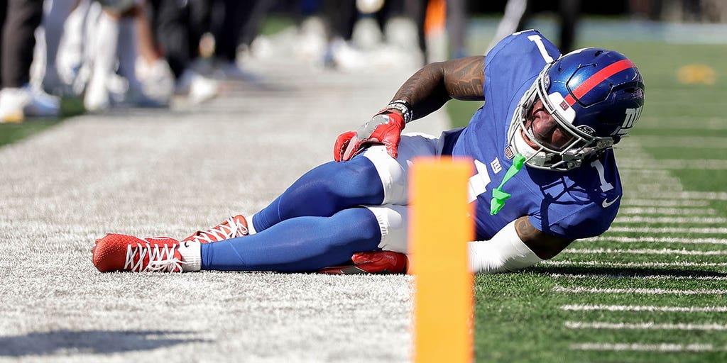 Giants WR Malik Nabers Feared to Have Torn ACL After Injury