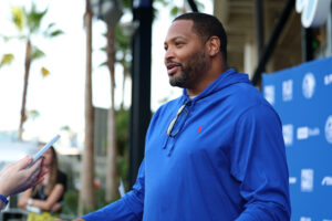 Why Robert Horry Believes Lakers Will Beat Rockets in First Round